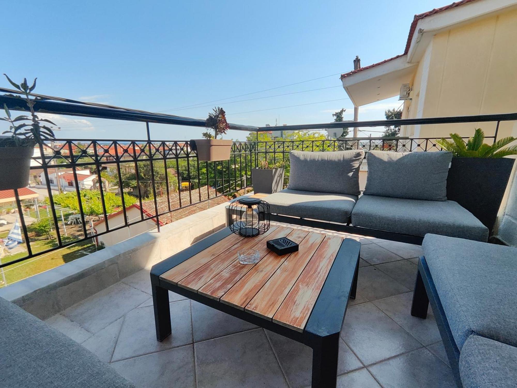 George'S Modern Apartment Nea Plagia Ngoại thất bức ảnh